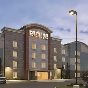 Park By Radisson, Airport North, Ab YYC